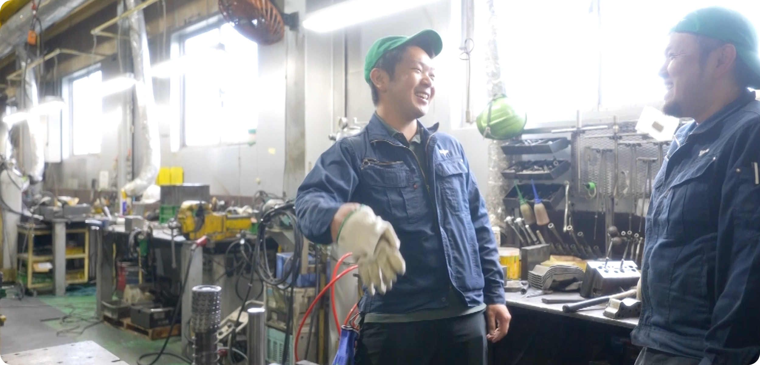 現場で働く様子の採用動画イメージ